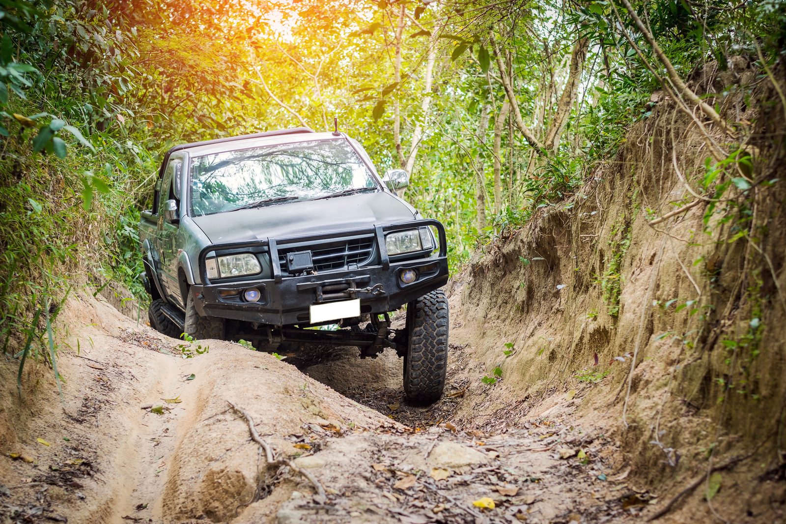 Przejazd samochodem terenowym 4x4 off-road